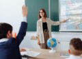 До Дня вчителя педагогам в Польщі заплатять менше обіцяного - Moja Polska