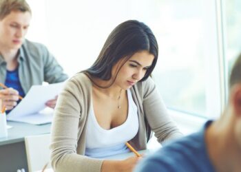 Медичне страхування при працевлаштуванні студента у Польщі - Moja Polska